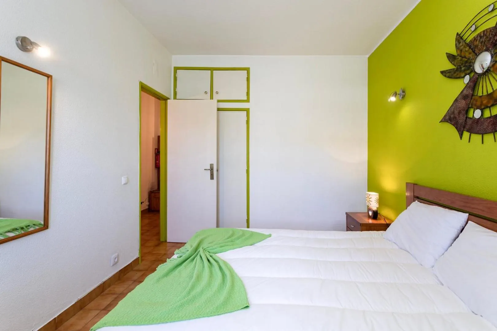 The Albufeira Concierge - Albufeira City Center contacts